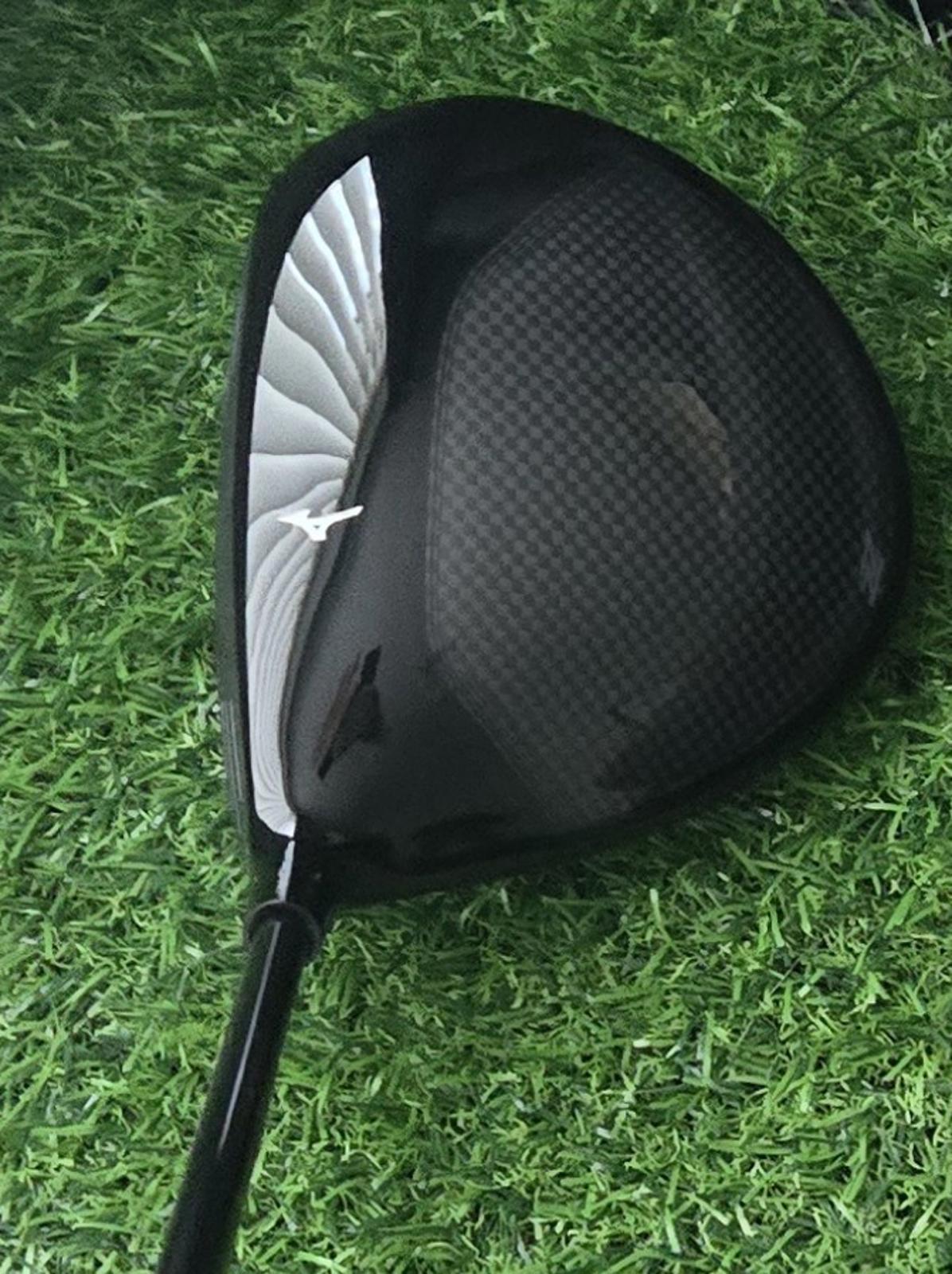 Mizuno ST-Z 220 9.5° Driver Tour AD GM D Stiff Graphite Shaft with Headcover